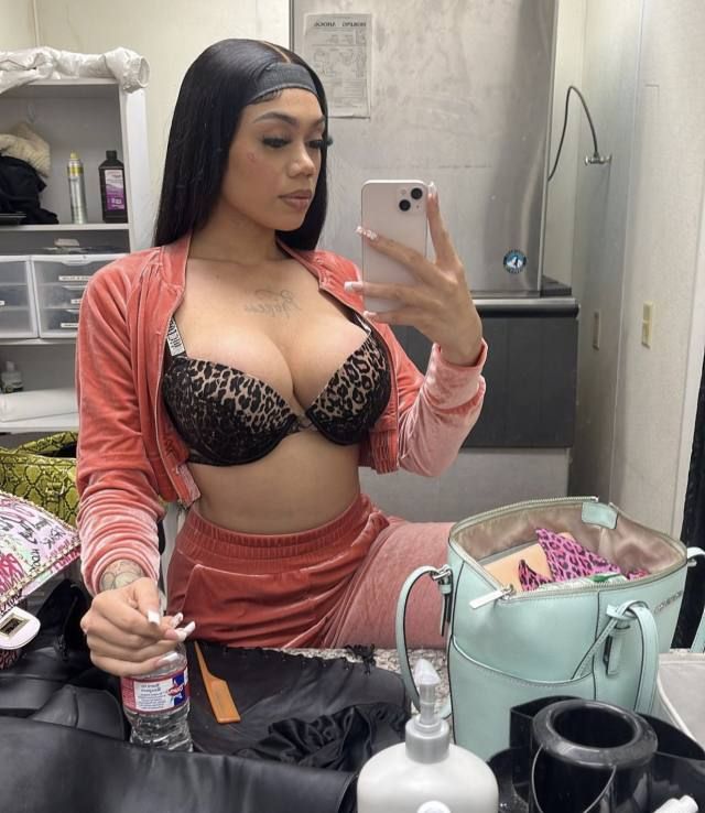 I'm Hailey 🥰are u in need of an hot sexy girl to have an unlimited fun💦👅🍑  Number:2136820937: 🍑 Telegram: @Lollydhailey2002 - Image 2